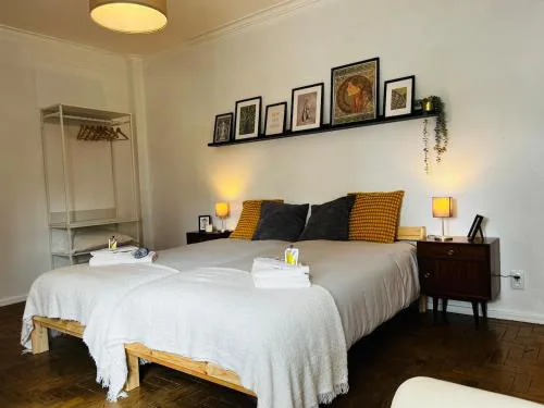 Low Cost Airport Whole Apartment
