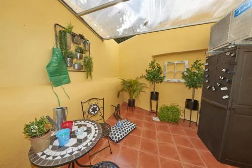 Lx Factory Apartment - Outside terrace by Lisbeyond