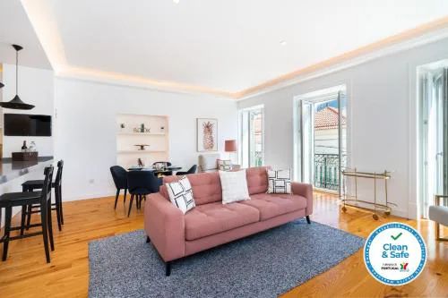 LXLUXHOME - Combro Luxury Apartment