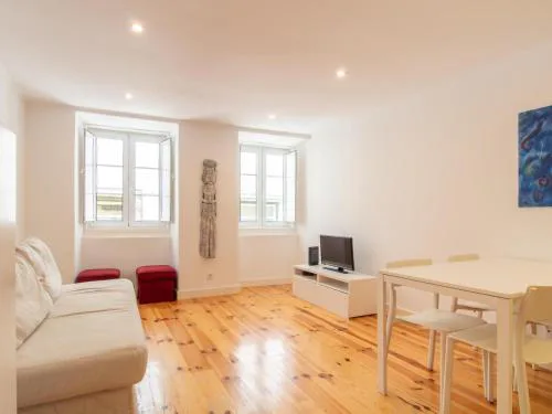 Madalena Stay Apartment - Apartment in Lisbon Historic Centre