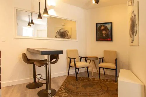 Madragoa cosy studio