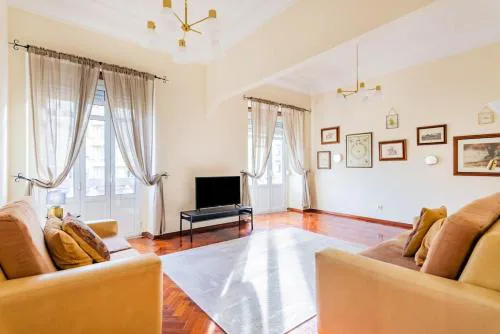 Marquês de Pombal Classical Living