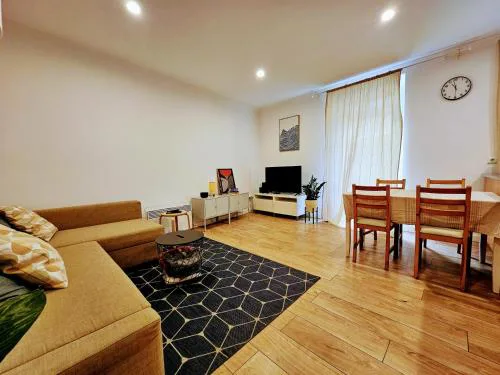 Martim Moniz Charming by Lisbon Village Apartments