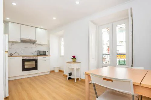 Modern Bairro Alto Apartments