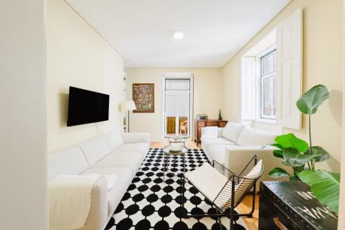 Modern Central 41 Bedroom Haven