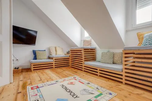 Monopoly house - Families only!