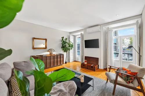 My Lisbon Apartment with AC