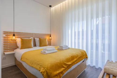 New Apartment by the Metro - 4E