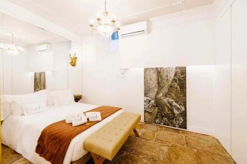 NEW Exquisite Cozy Baroque apartment Portuguese Soul 2p