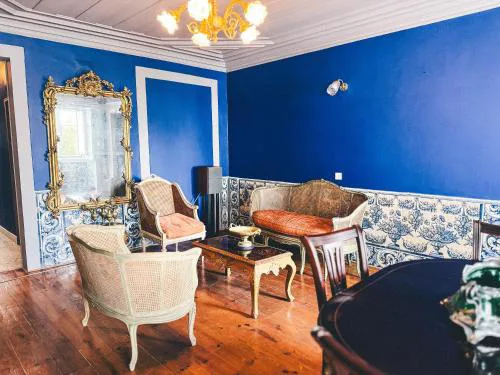 NEW! Stylish & Central - Blue Bica Campos
