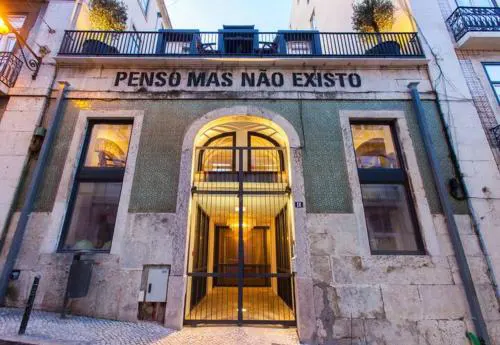 Old Stables Chiado Apartments