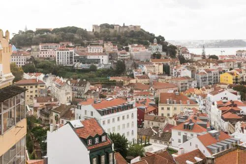 Panoramic Graça Duplex with Castle and River Views by NestAtLisbon