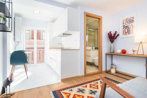 Perfect 1 Bedroom very central with AC