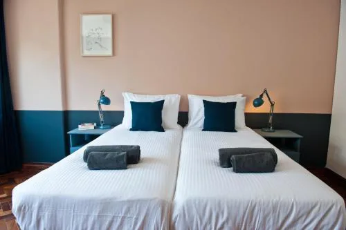Prosecco Lifestyle in Lisbon by Misha's Place 4B