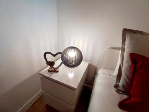 Red Passion Apartment Lisbon Lovers