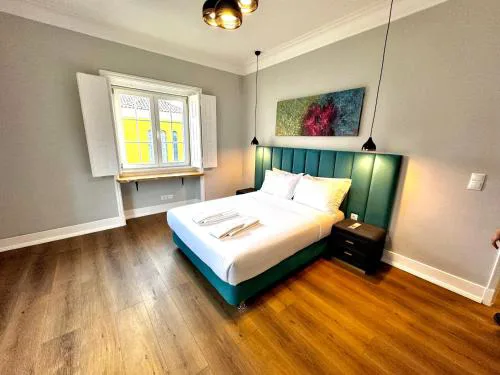 Relax and Explore Lisbon Suites and Rooms