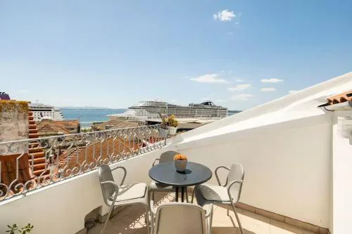 Rooftop in Alfama - Little Triplex