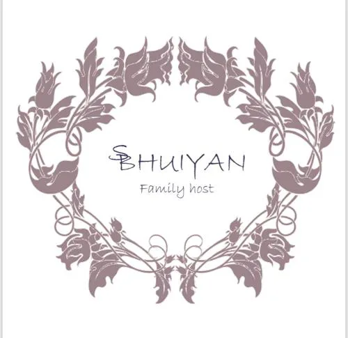 Rua Luciano Cordeiro Bhuiyan Family Host