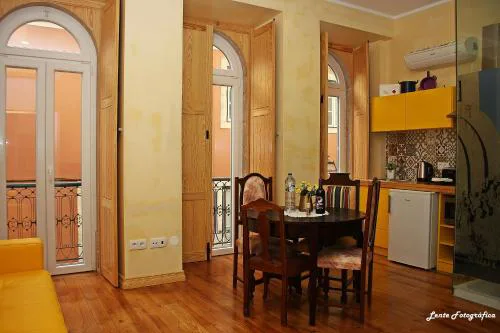 Sao Jorge Apartments & Suites
