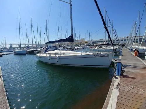 Sleep on a Sailboat in Lisbon a unique stay