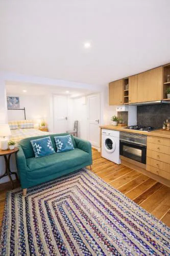 Spacious studio apartment Quiet &Charming ,536Mbps Internet