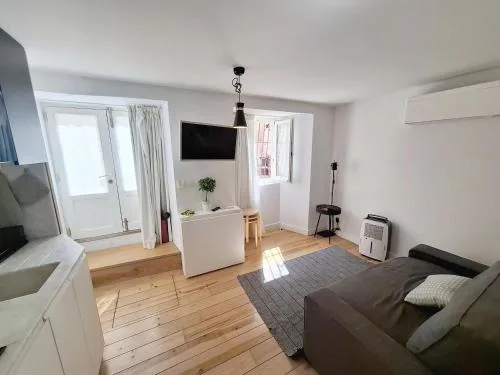 Studio • Downtown Lisbon • Walkable • A/C