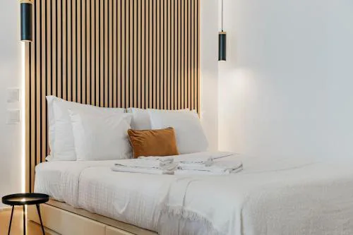 Sunlit & Patio Studios - Prime Lisbon