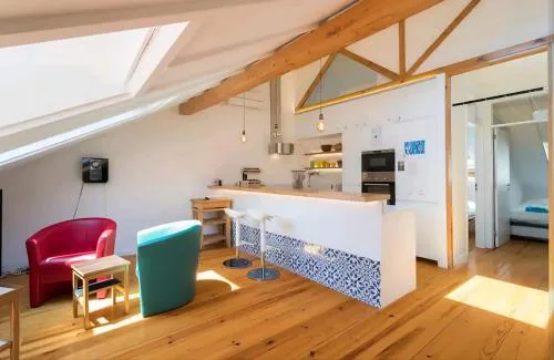 Sunny Castle View Apartment in Lisbon