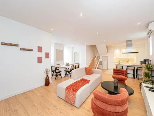 Terracotta Duplex - Cozy Stay for Families & Friends