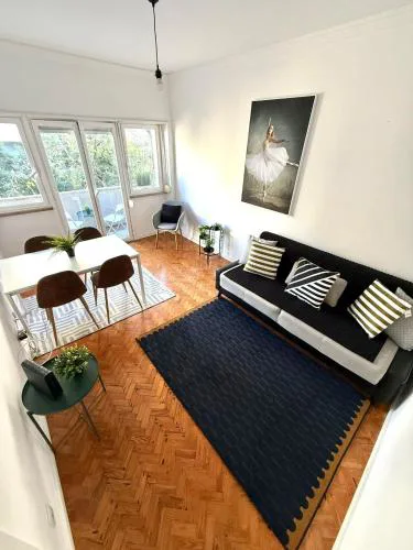 The Crespo House 3D - Central Apartment