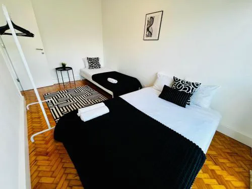 The Crespo House - NO 5F - Central Two-Bedroom Apartment
