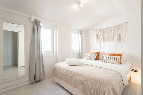The White Suite Principe Real