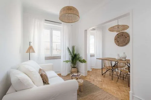 Typical Lisbon 2BR in Campolide
