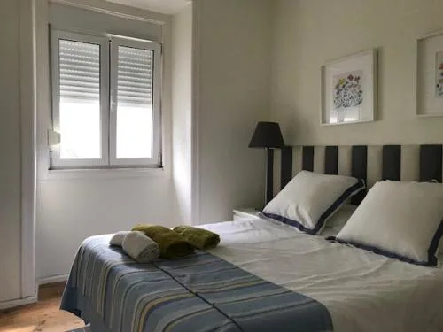 Unique Monsanto View 2 bedrooms Apt in Campolide