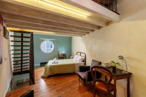Unique stylish house in beautiful Graça
