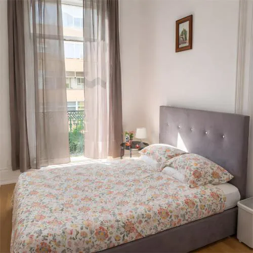 Urban nest guest house,lisbon