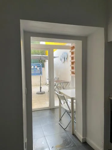 Watching Lisbon Apartments