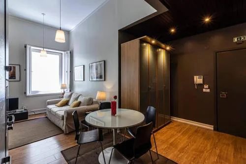 Well-Located Studio with Smart Space