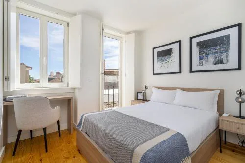 WHome Alfama 2-Bed Minimalist Retreat for Digital Nomads & Remote Workers