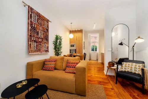 WHome Authentic Lisbon Flat Near Penha de França Views