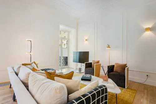 WHome Av da Liberdade Deluxe Apartment with AC and Parking