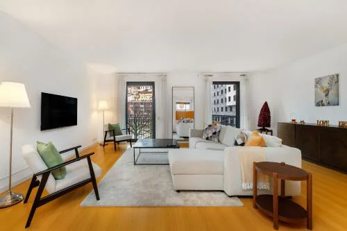 WHome Contemporary Comfort in Historic Lisbon