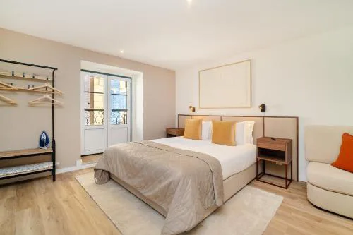 WHome Old Town Flat with a Modern Touch