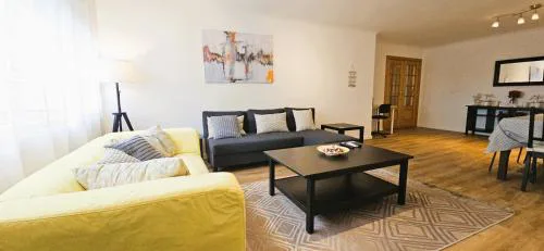 Modern 3 Bed Flat - Beaches, Expo & City Fun - Your Gateway to Lisbon