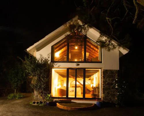 Blue OceanView Relaxing Cottage