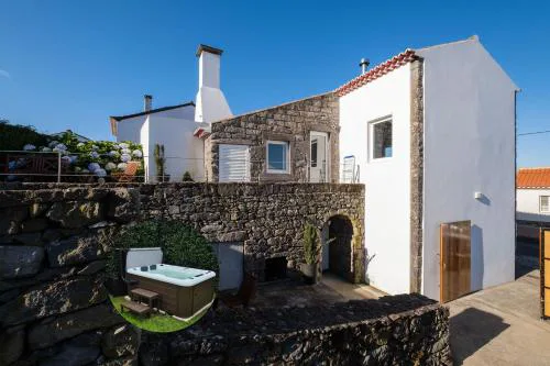 Casa do Simão, Açores - Now with hot tub!