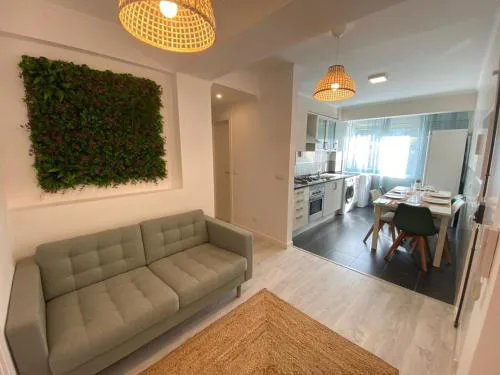 Carcavelos Beach Serviced Apartment 3