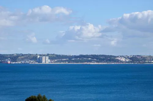 Infinite Ocean View w/ Free Parking By TimeCooler