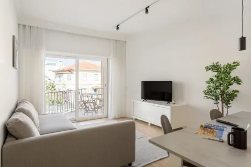 GuestReady - Cosy apt in Parede near the beach