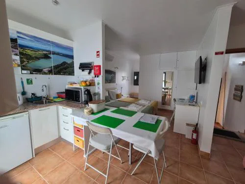 Caminhos nos Levam pela Ilha